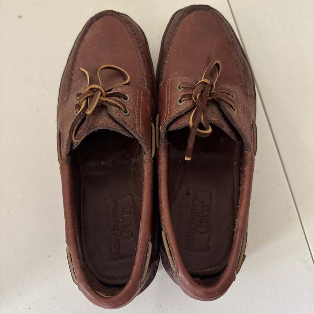 "Orvis Gokey Boat Shoes Mens 9 Brown Leather Moccasin Made in USA Vibram Sole